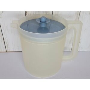 Vintage Tupperware Go-Between Pitcher 1.5 QT Blue 1575-5 Seal Push Button Lid